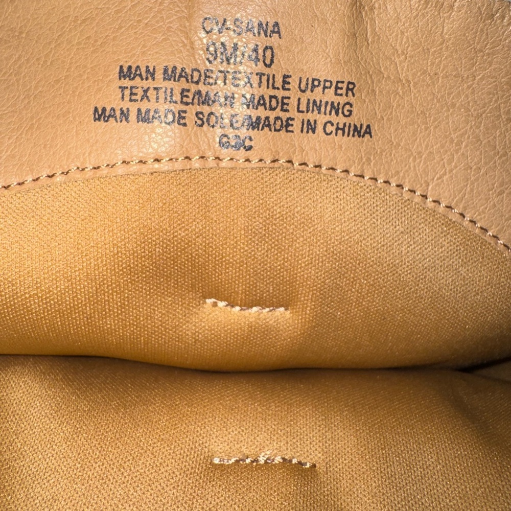 Crown Vintage White Heeled Boots - Picture 4 of 5